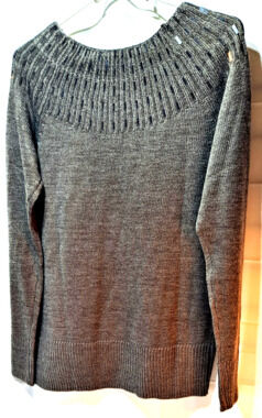 Apt 9 Sweater, Women M
